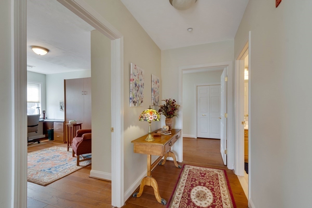 2311 Briarwood Vlg # 2311