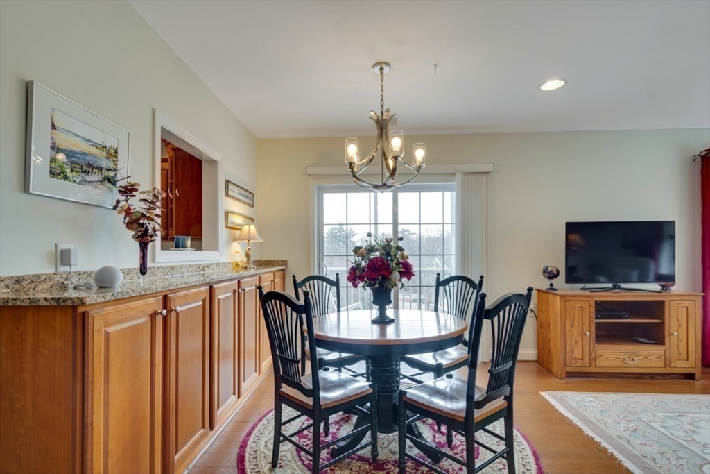 2311 Briarwood Vlg # 2311