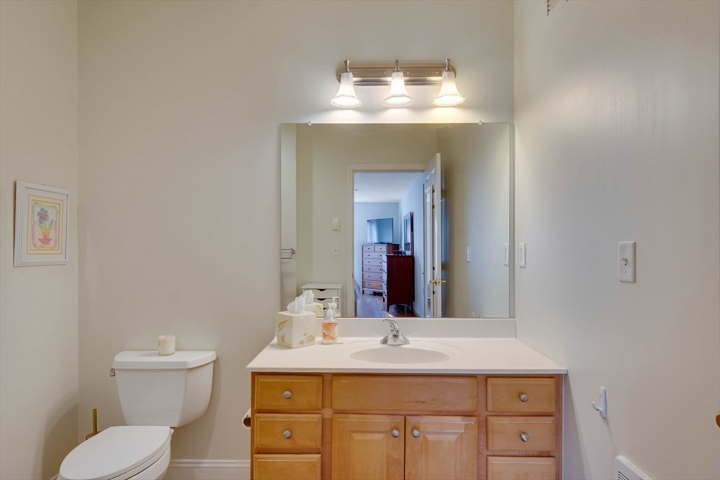 2311 Briarwood Vlg # 2311