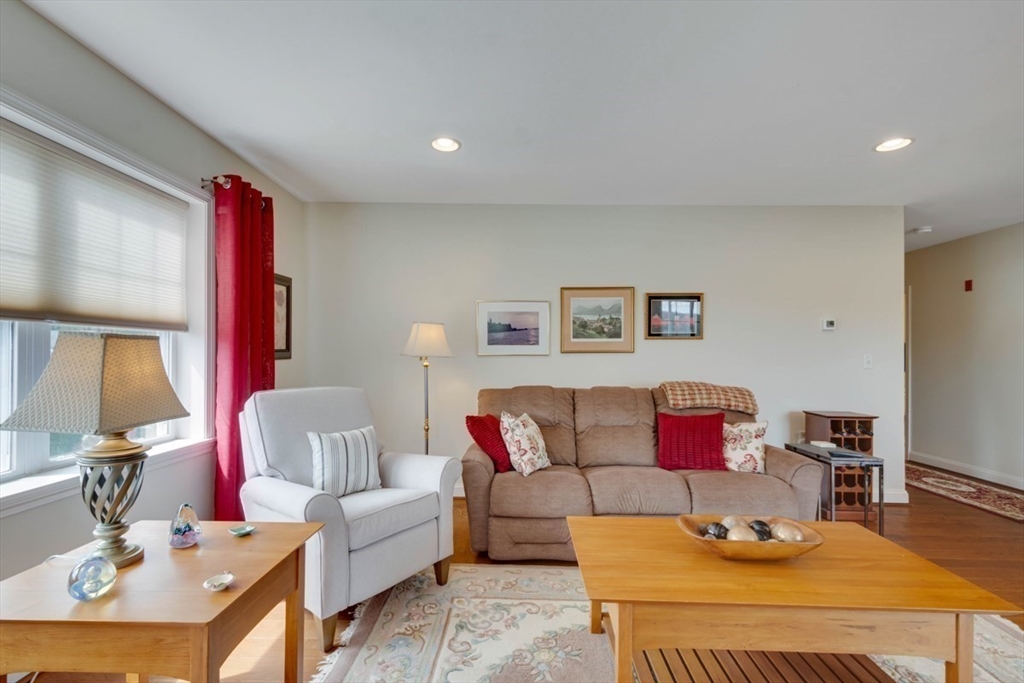 2311 Briarwood Vlg # 2311