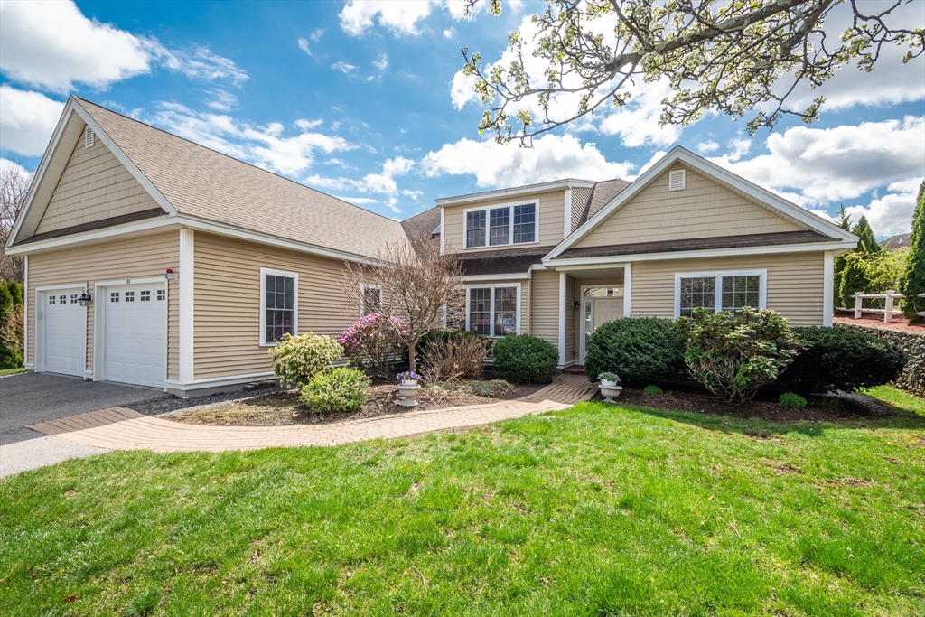 102 Candlewood Ln # 102