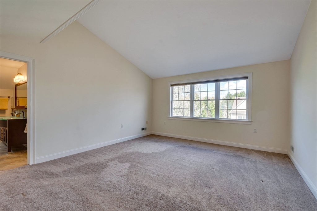 102 Candlewood Ln # 102