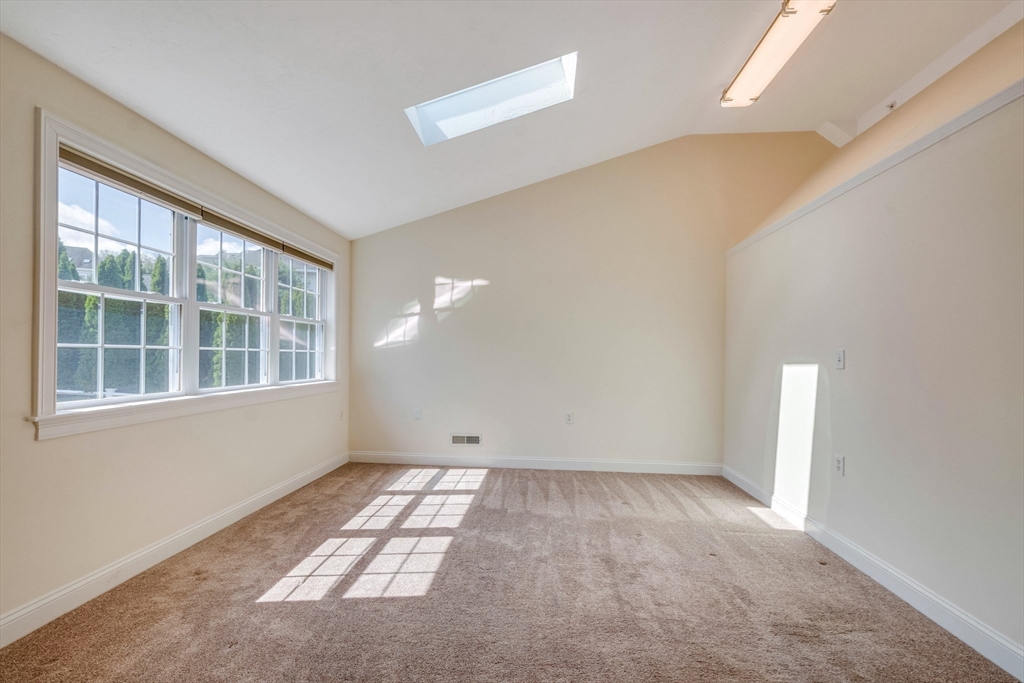 102 Candlewood Ln # 102