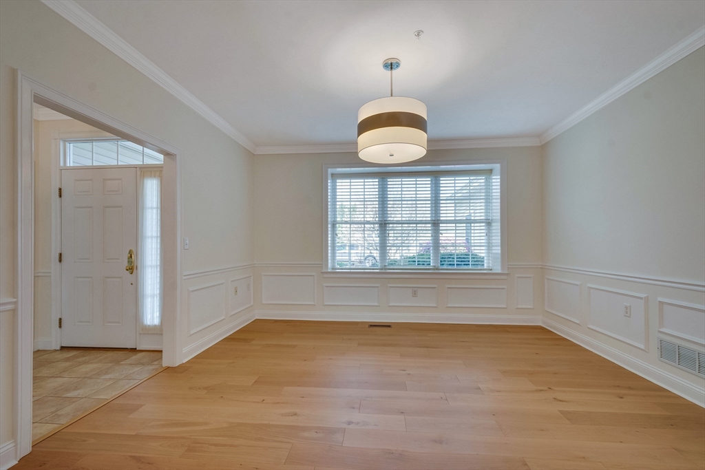 102 Candlewood Ln # 102