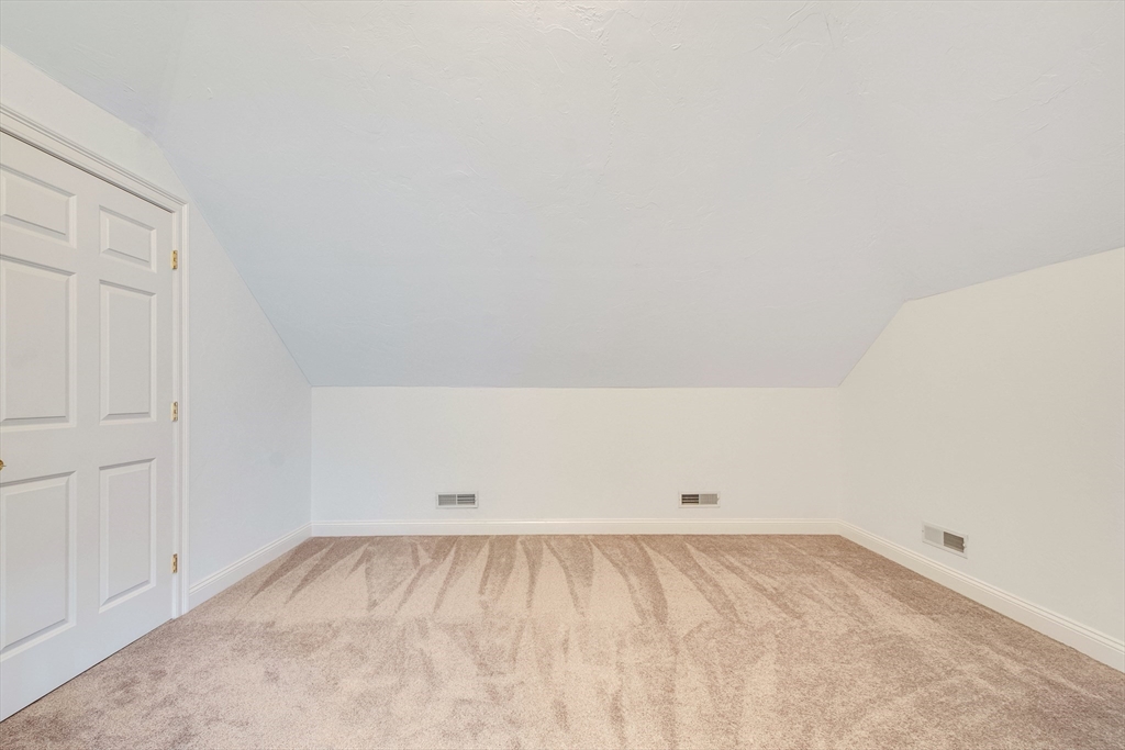 102 Candlewood Ln # 102