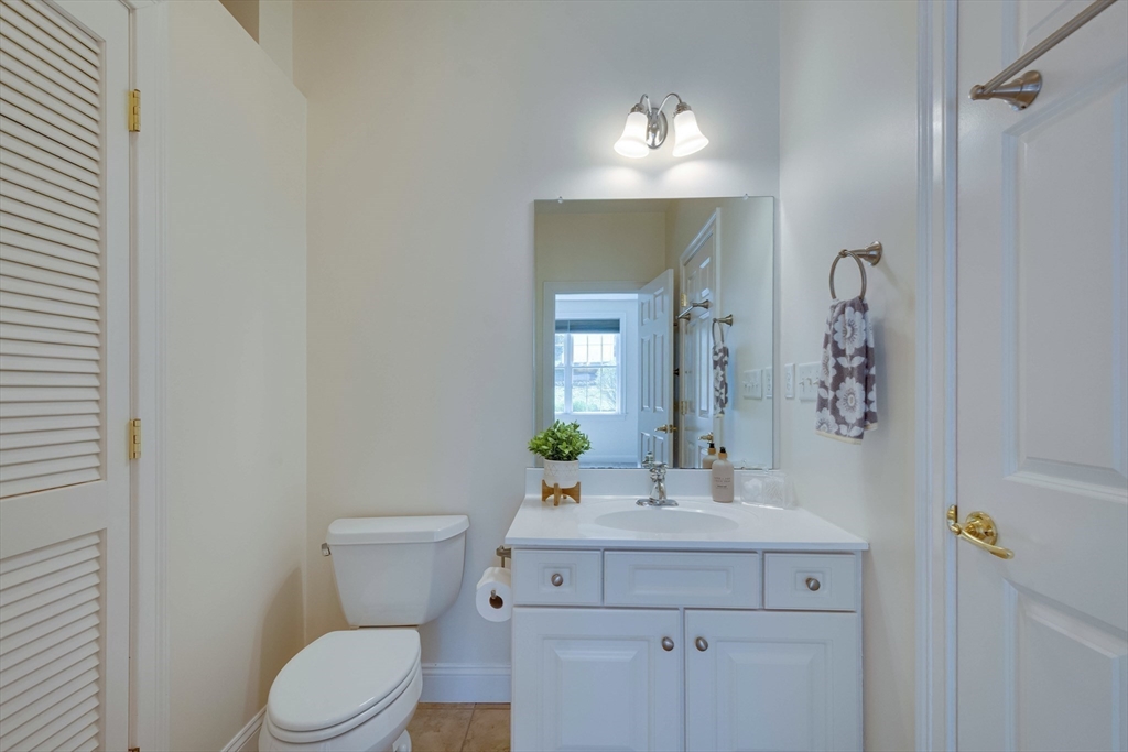 102 Candlewood Ln # 102