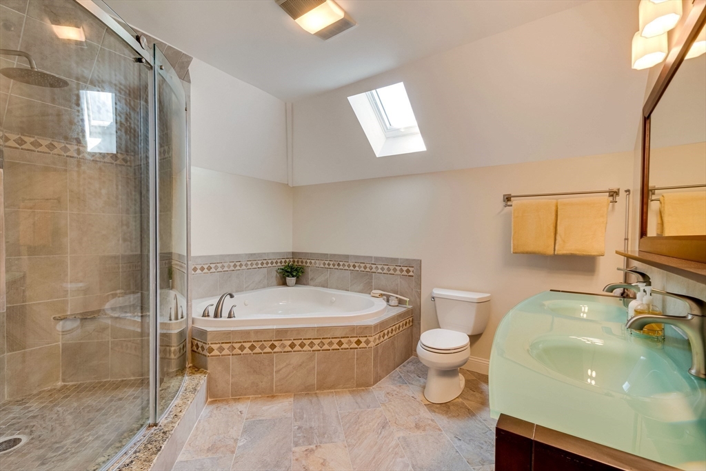 102 Candlewood Ln # 102