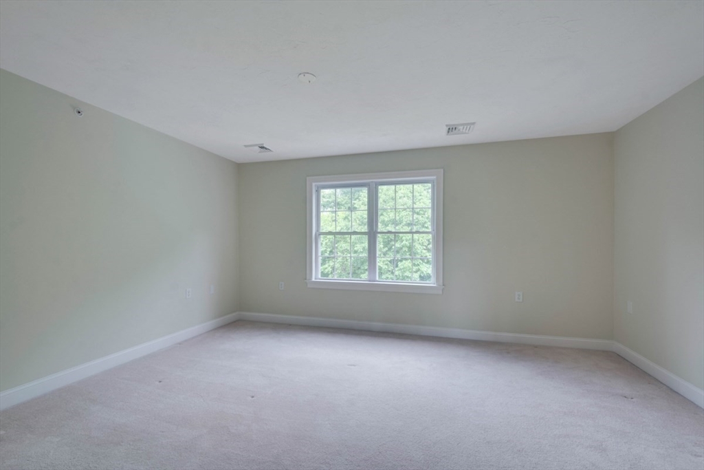 308 Sprucewood Ln # 308