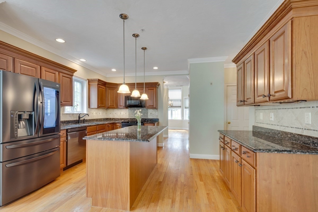 308 Sprucewood Ln # 308