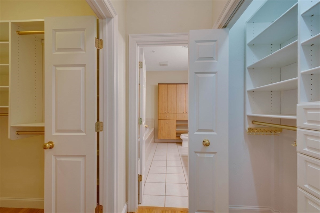 308 Sprucewood Ln # 308