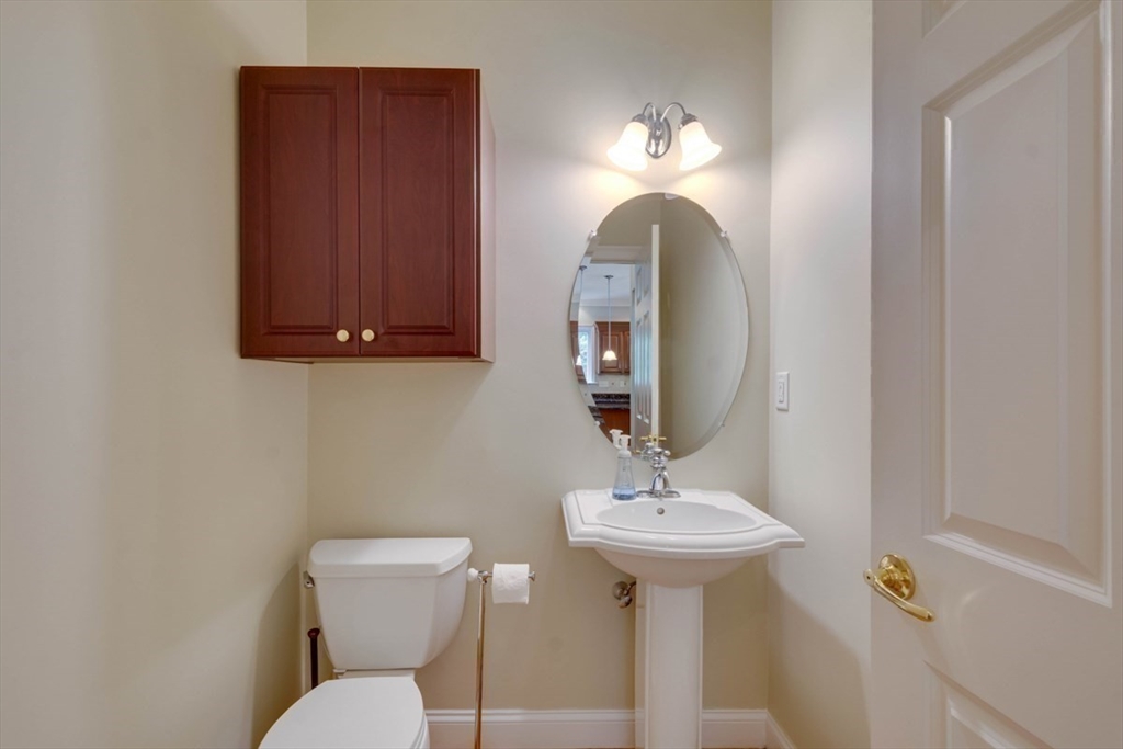 308 Sprucewood Ln # 308