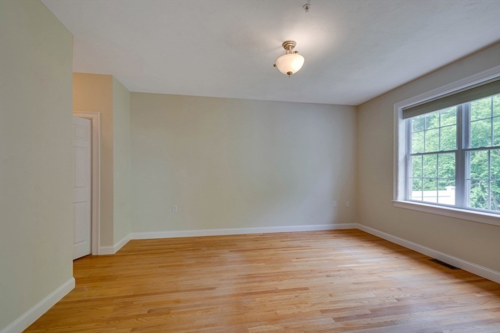 308 Sprucewood Ln # 308
