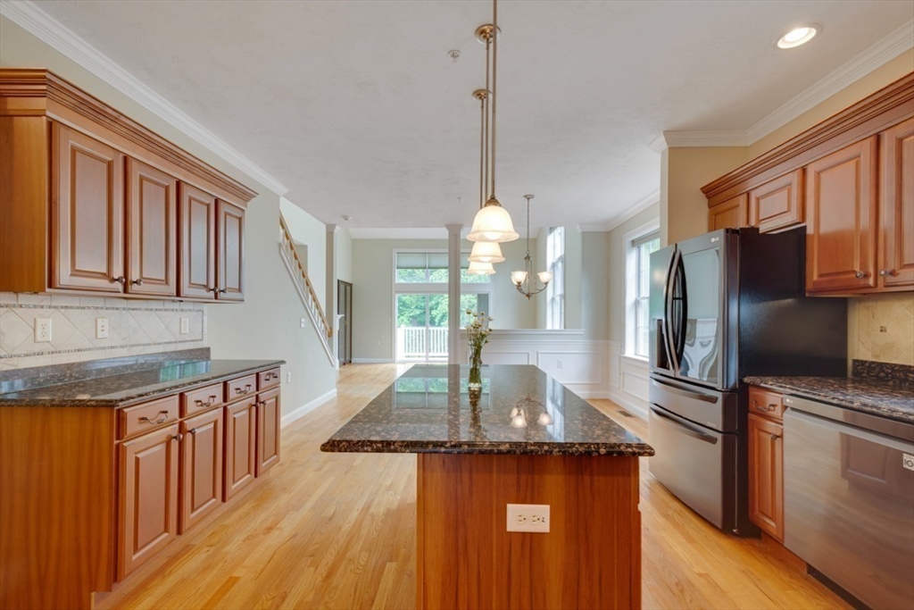 308 Sprucewood Ln # 308