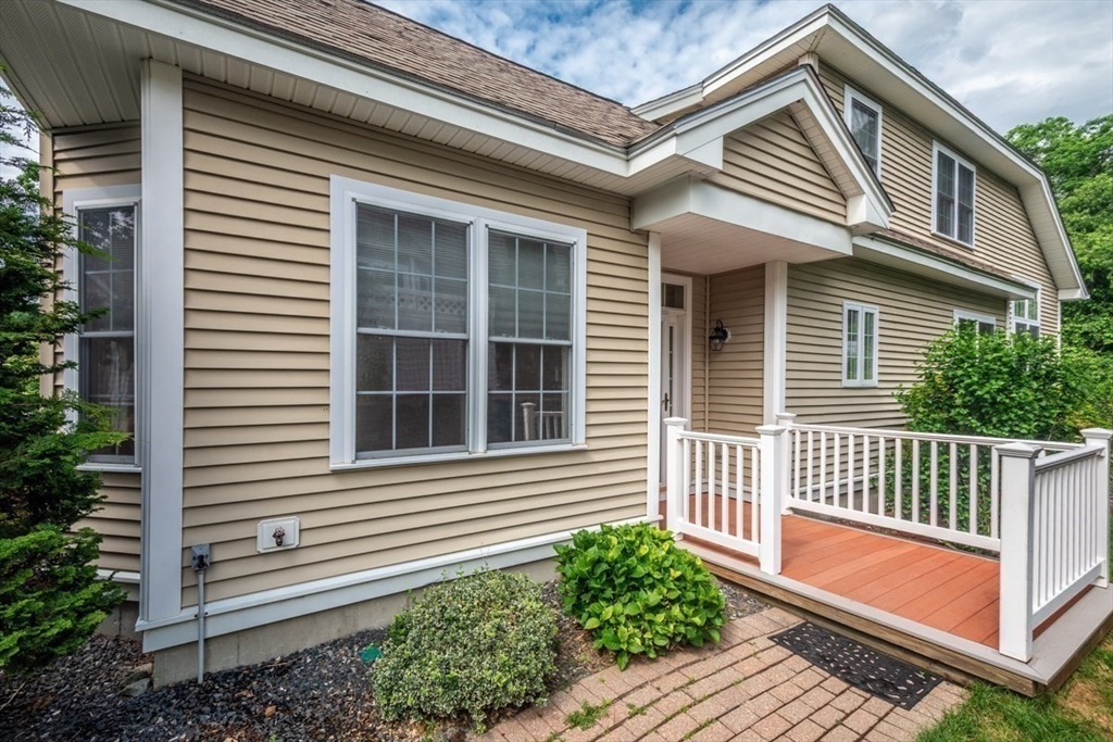 308 Sprucewood Ln # 308