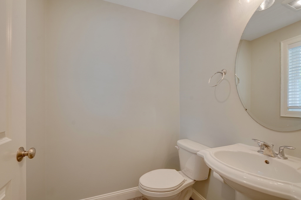 1202 Hazelwood Way # 1202