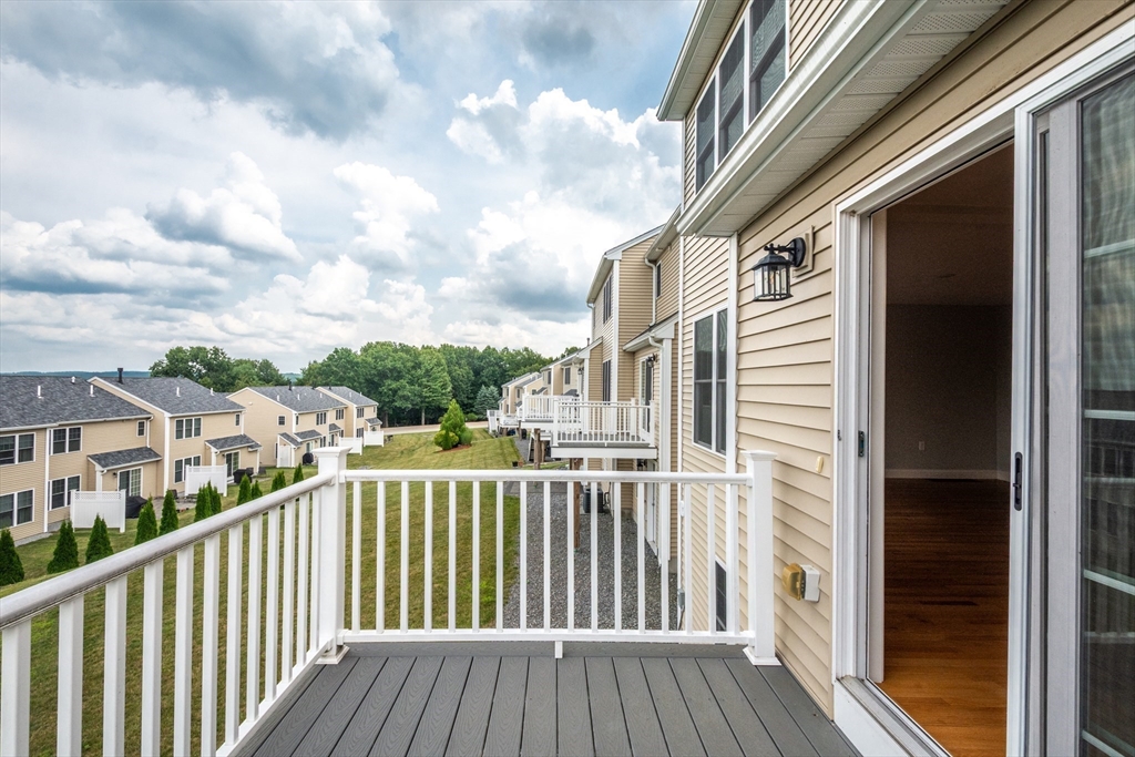 1202 Hazelwood Way # 1202