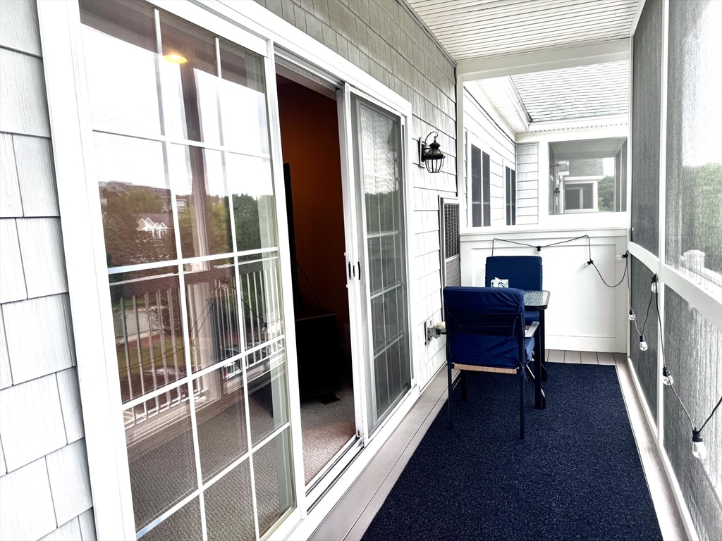 2303 Briarwood Vlg # 2303