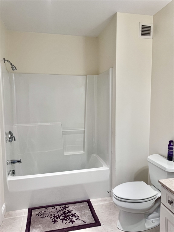 2303 Briarwood Vlg # 2303