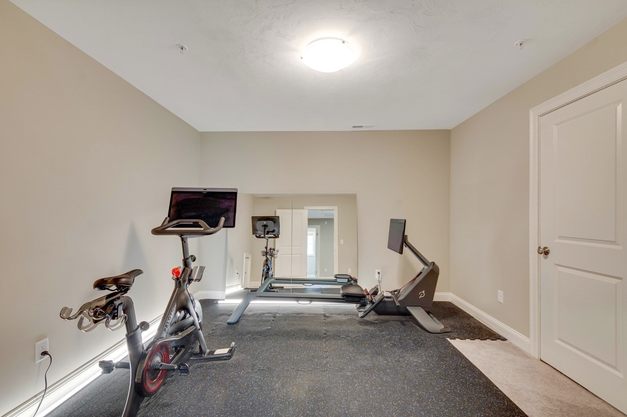 837 Ledgewood Way # 837