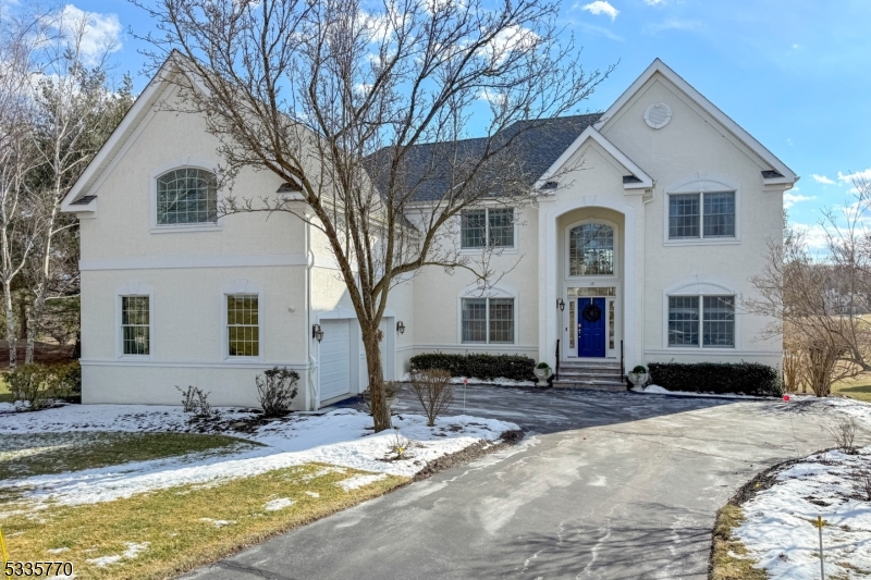 17 Flanders Valley Ct