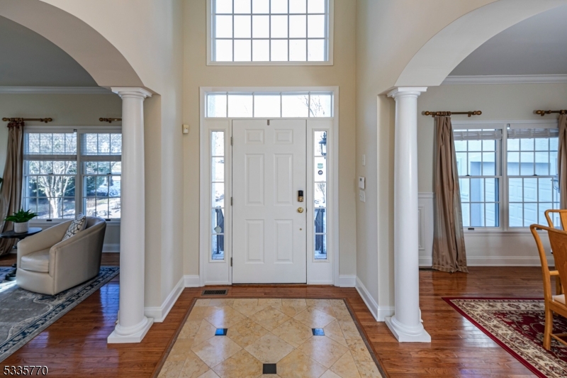 17 Flanders Valley Ct