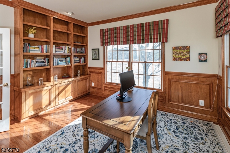 17 Flanders Valley Ct