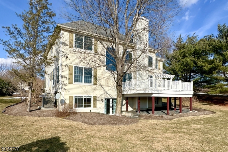 17 Flanders Valley Ct