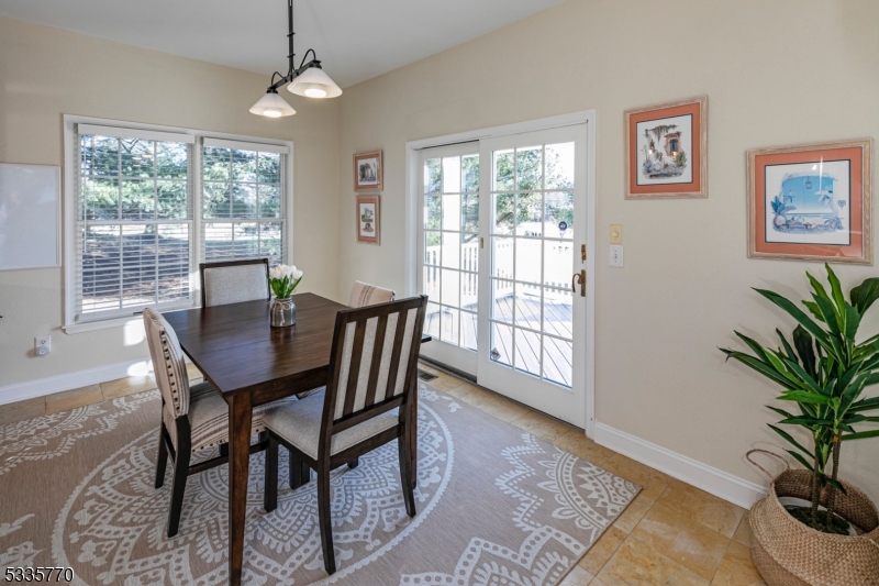 17 Flanders Valley Ct