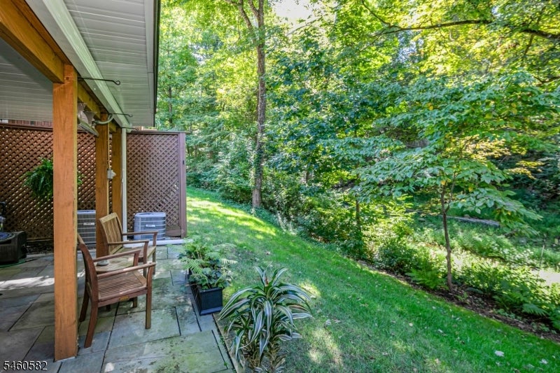 44 Rock Creek Woods Dr