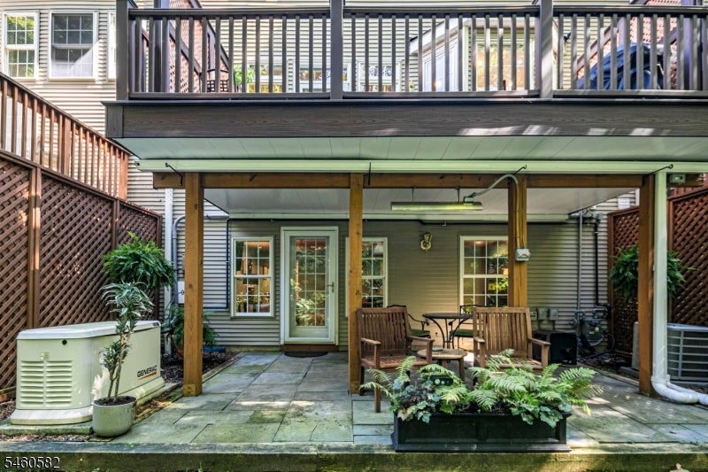 44 Rock Creek Woods Dr