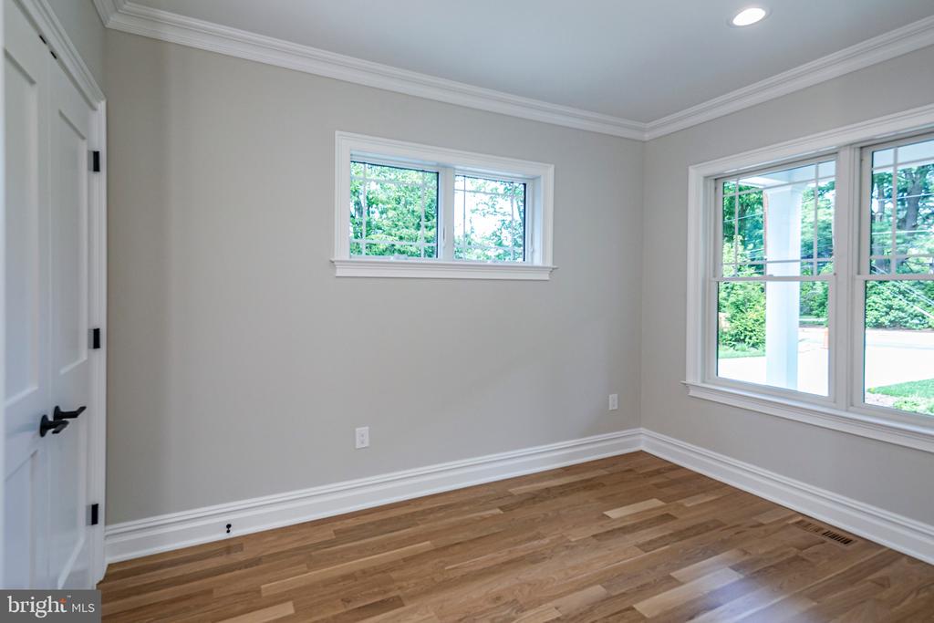 186 ELM ROAD