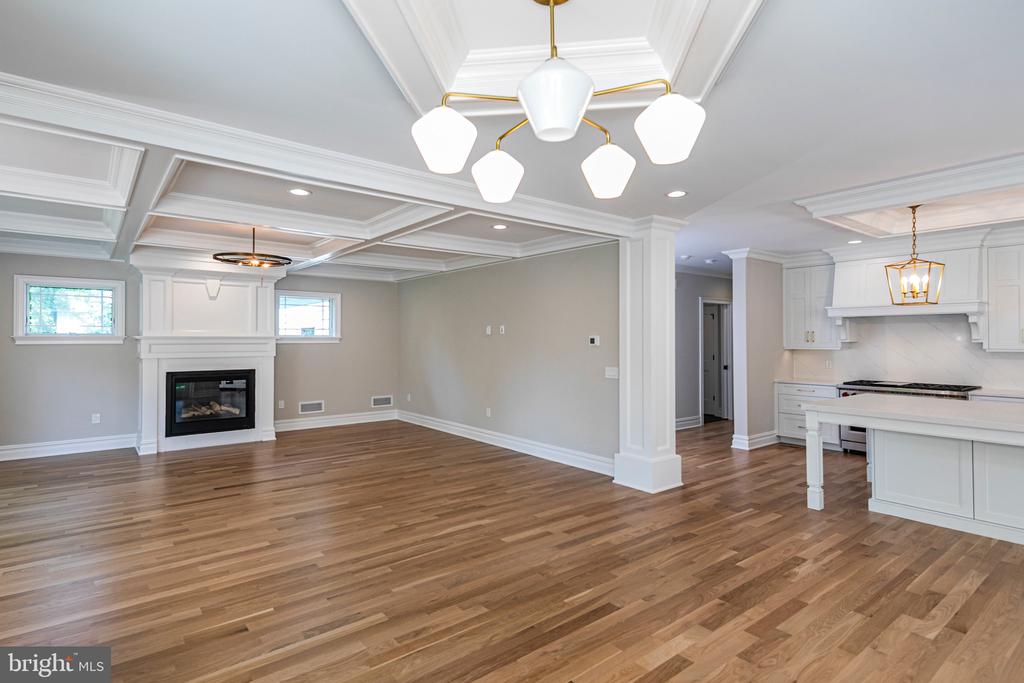186 ELM ROAD