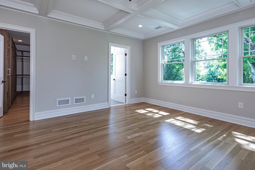 186 ELM ROAD