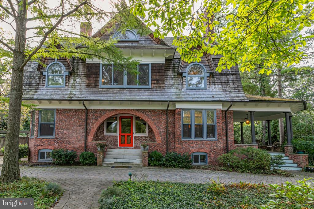 54 HODGE ROAD