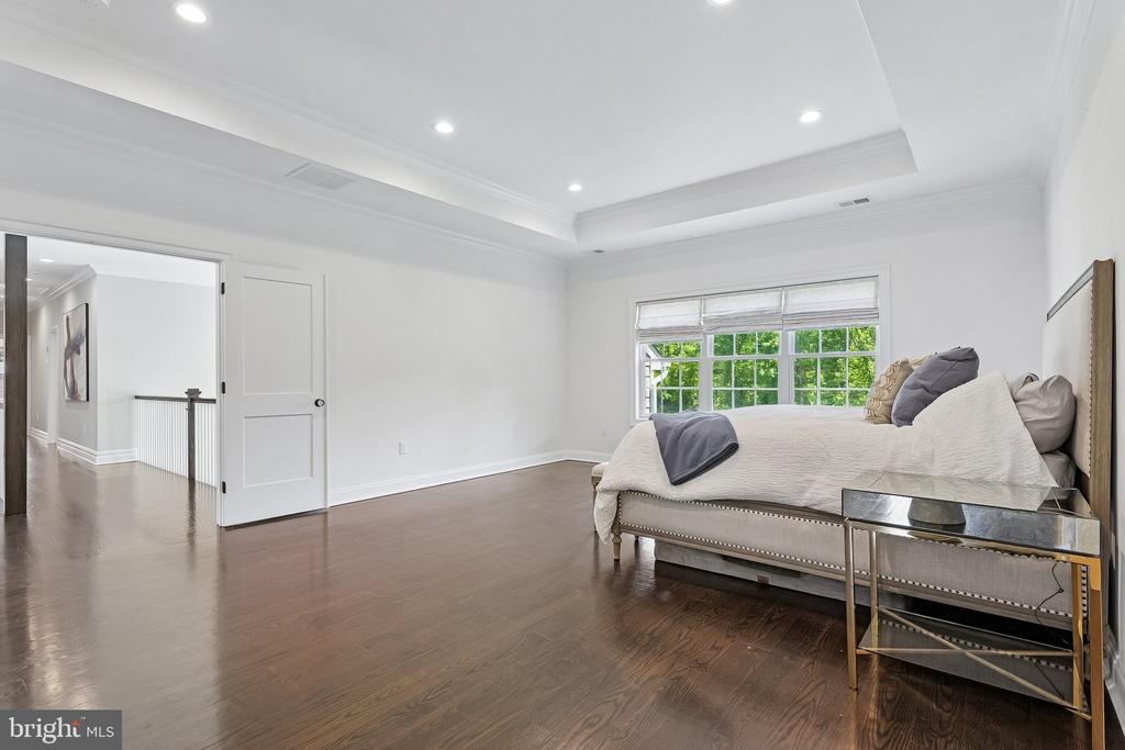 215 ELM ROAD
