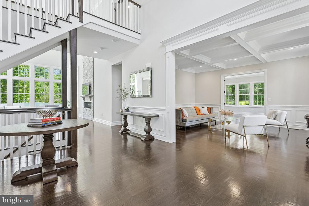 215 ELM ROAD