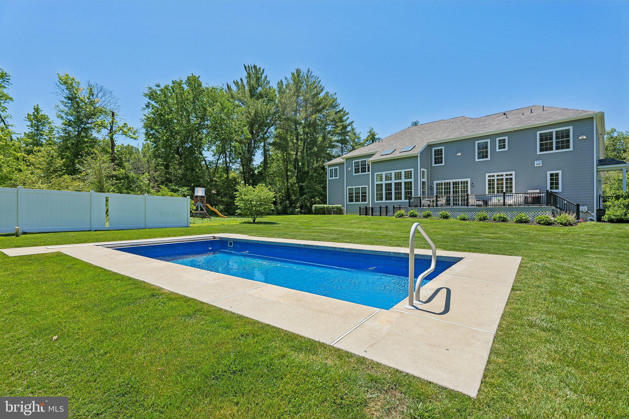 215 ELM ROAD