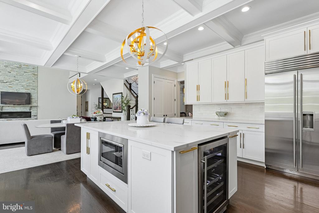215 ELM ROAD