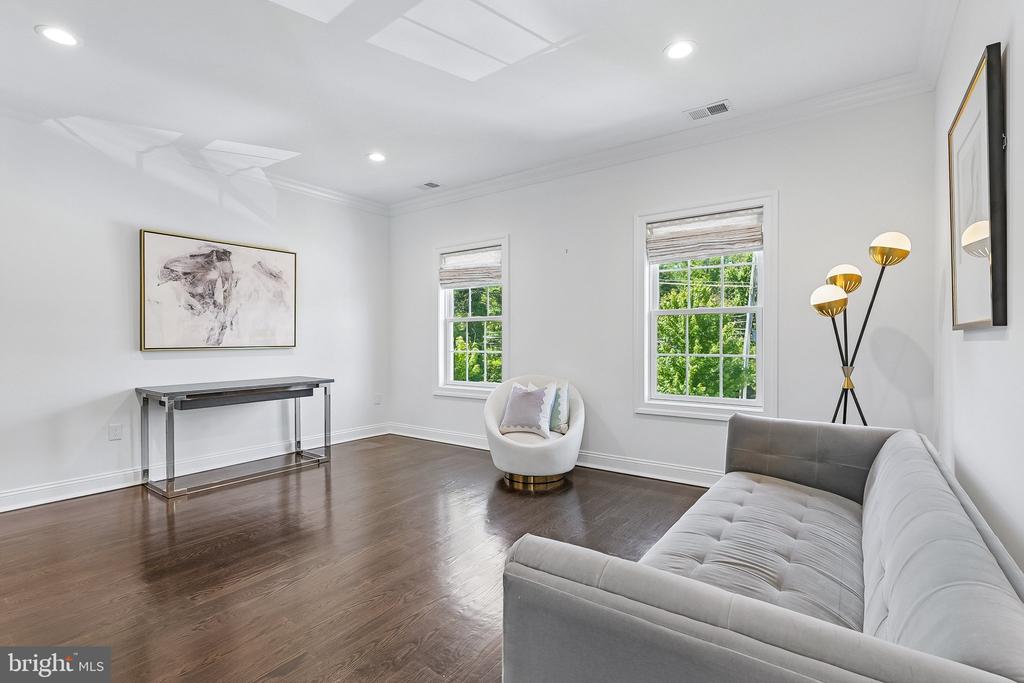 215 ELM ROAD