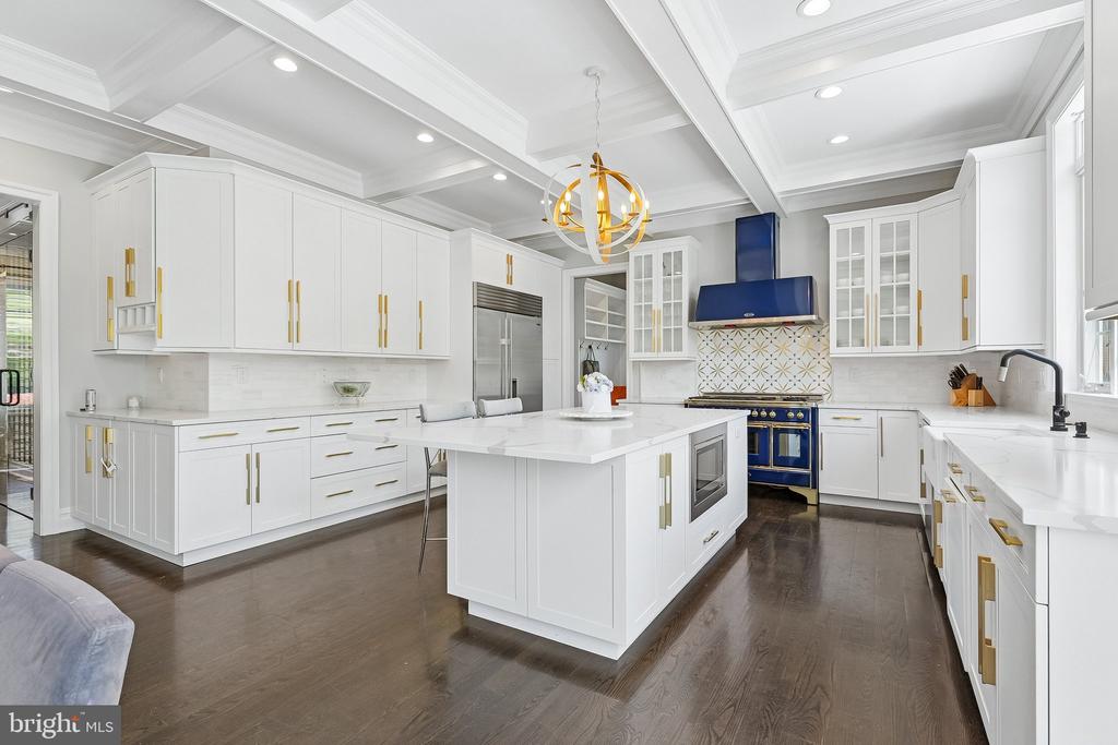 215 ELM ROAD