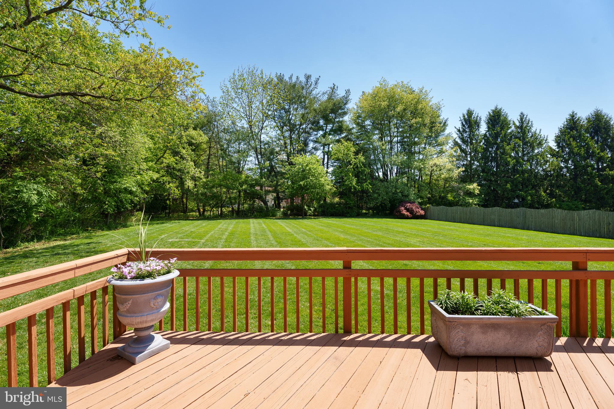 6 ARDSLEY COURT