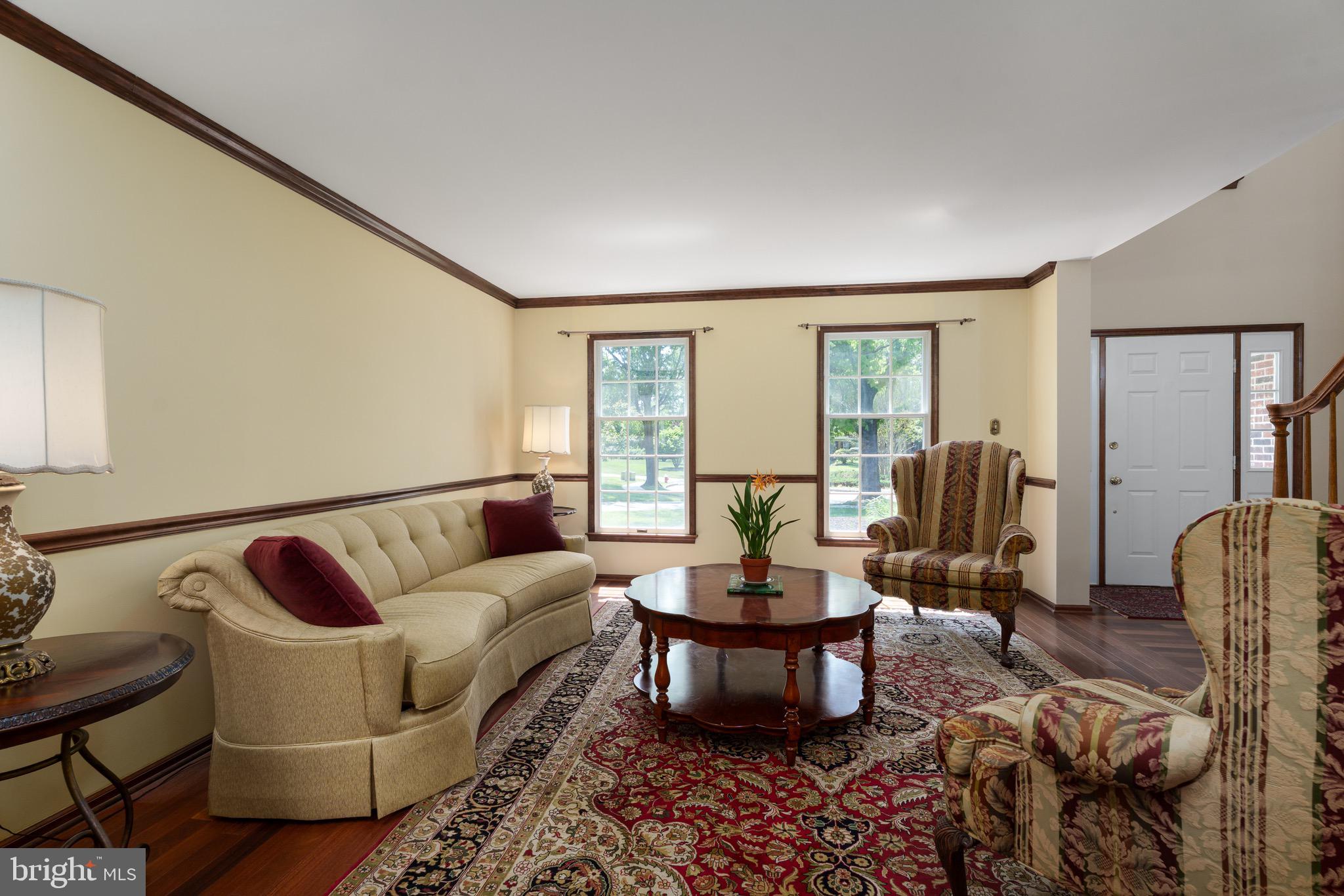 6 ARDSLEY COURT