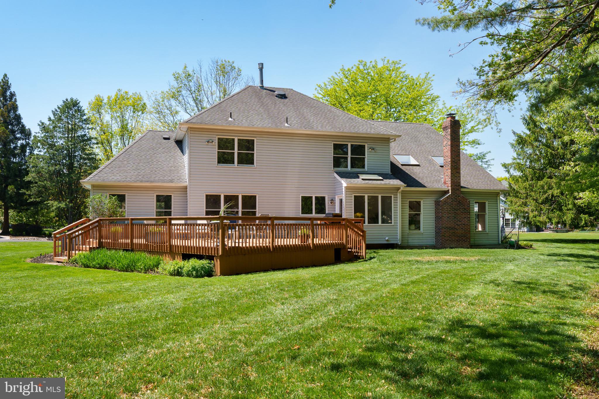 6 ARDSLEY COURT