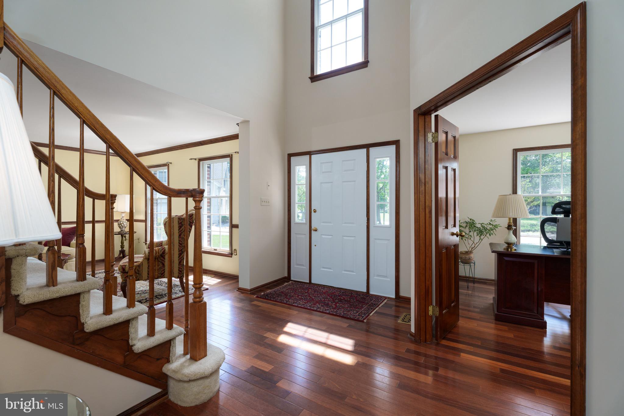 6 ARDSLEY COURT