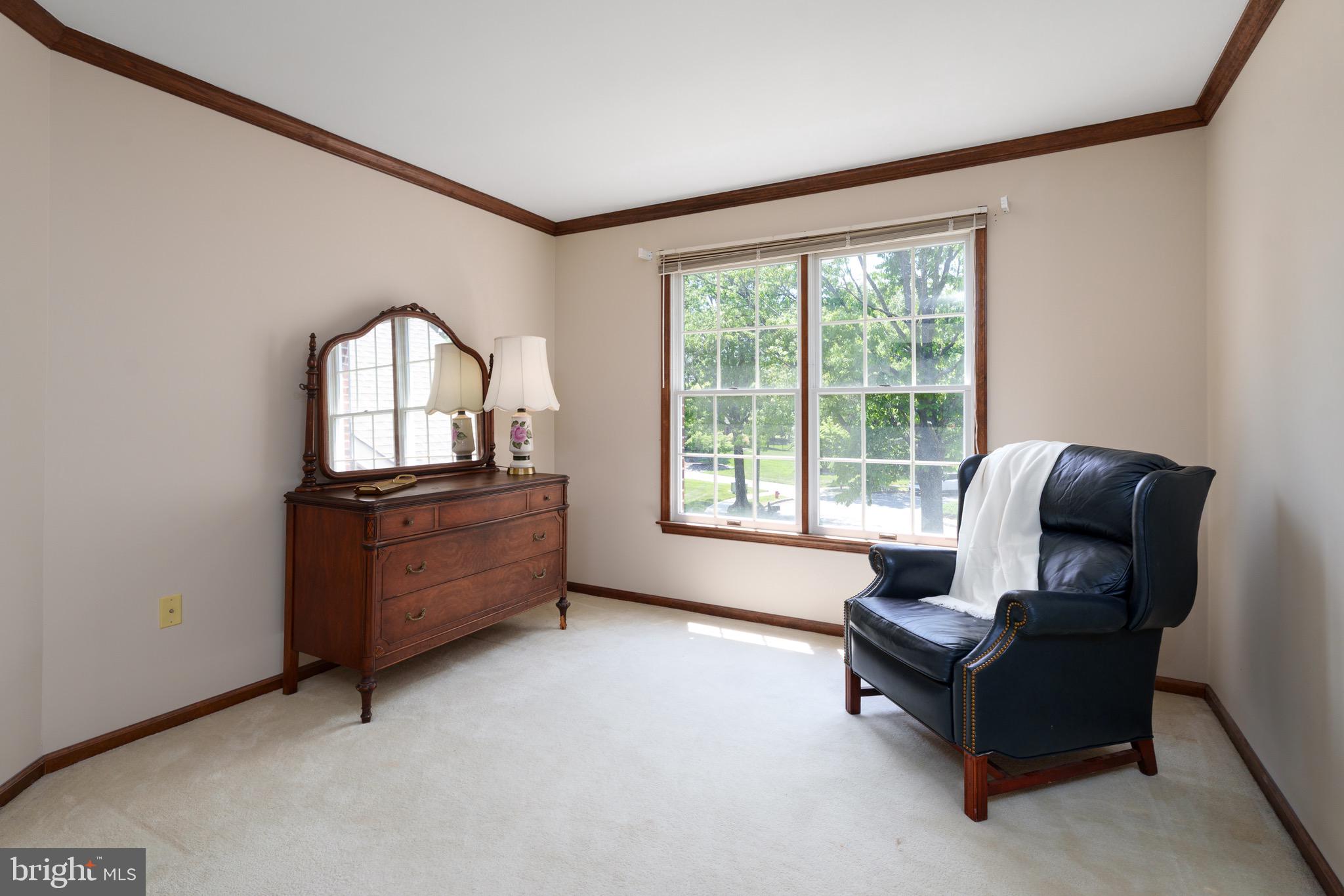 6 ARDSLEY COURT