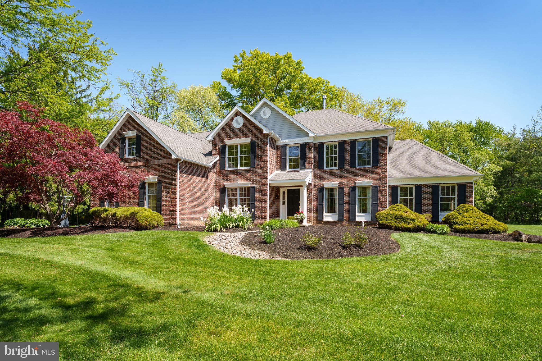 6 ARDSLEY COURT