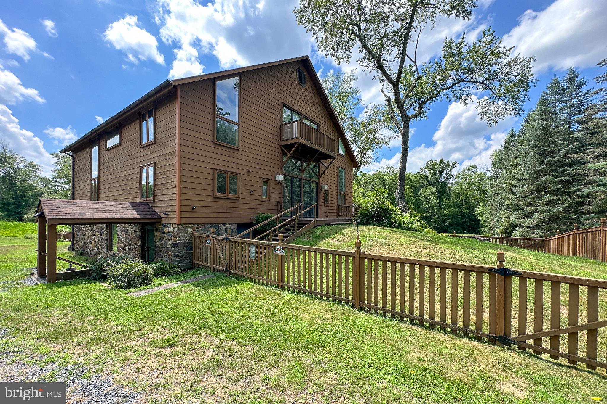 900 CANAL ROAD