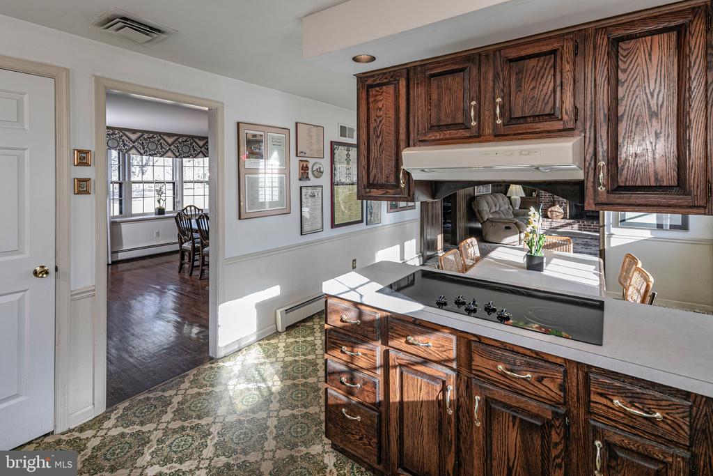 3 CORNWELL DRIVE