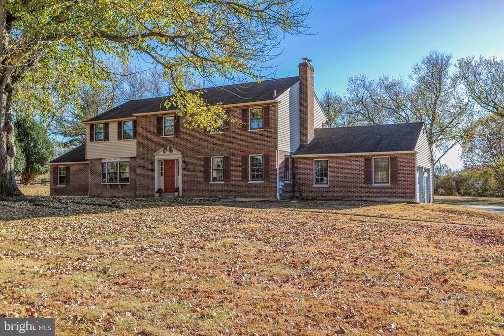3 CORNWELL DRIVE