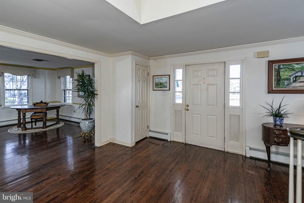 3 CORNWELL DRIVE